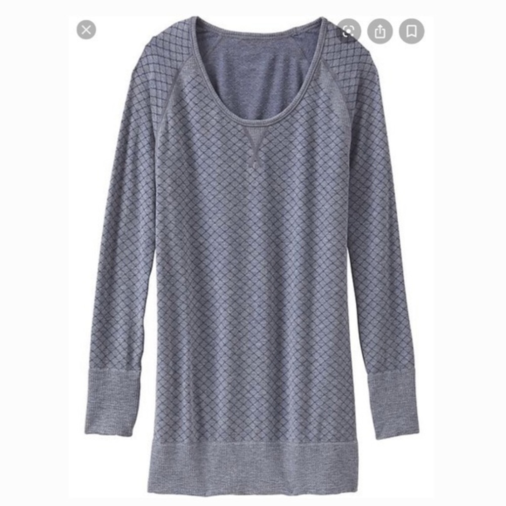 Athleta Woodridge Ambassador Long Sleeve Grey Top